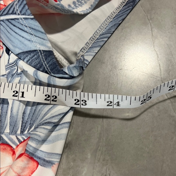 Tommy Bahama IslandZone Floral Dress - Picture 4 of 8